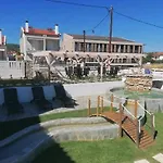 View Hotel *