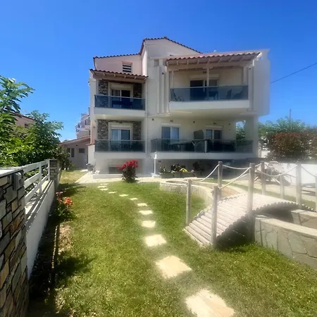 View Nikiti (Sithonia)