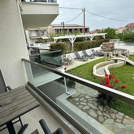 View Nikiti (Sithonia)