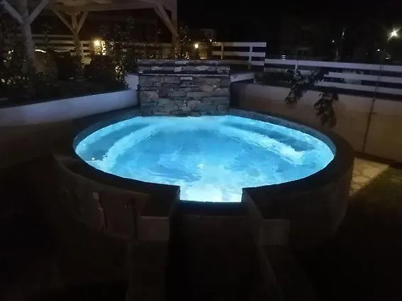 ホテル View